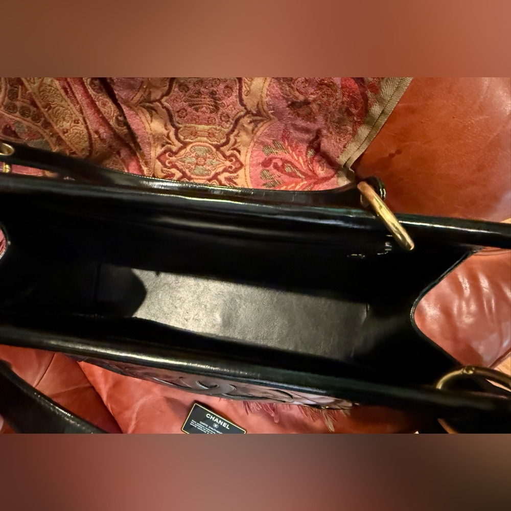 Chanel Quilted Patent Leather Frame Tote, Black - Picture 3 of 6